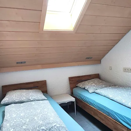 Schoene 12-3 Uni Apartment Mainz