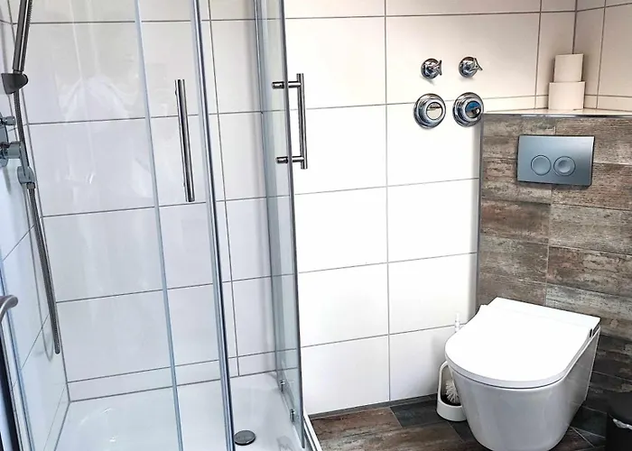 Schoene 12-3 Uni 公寓